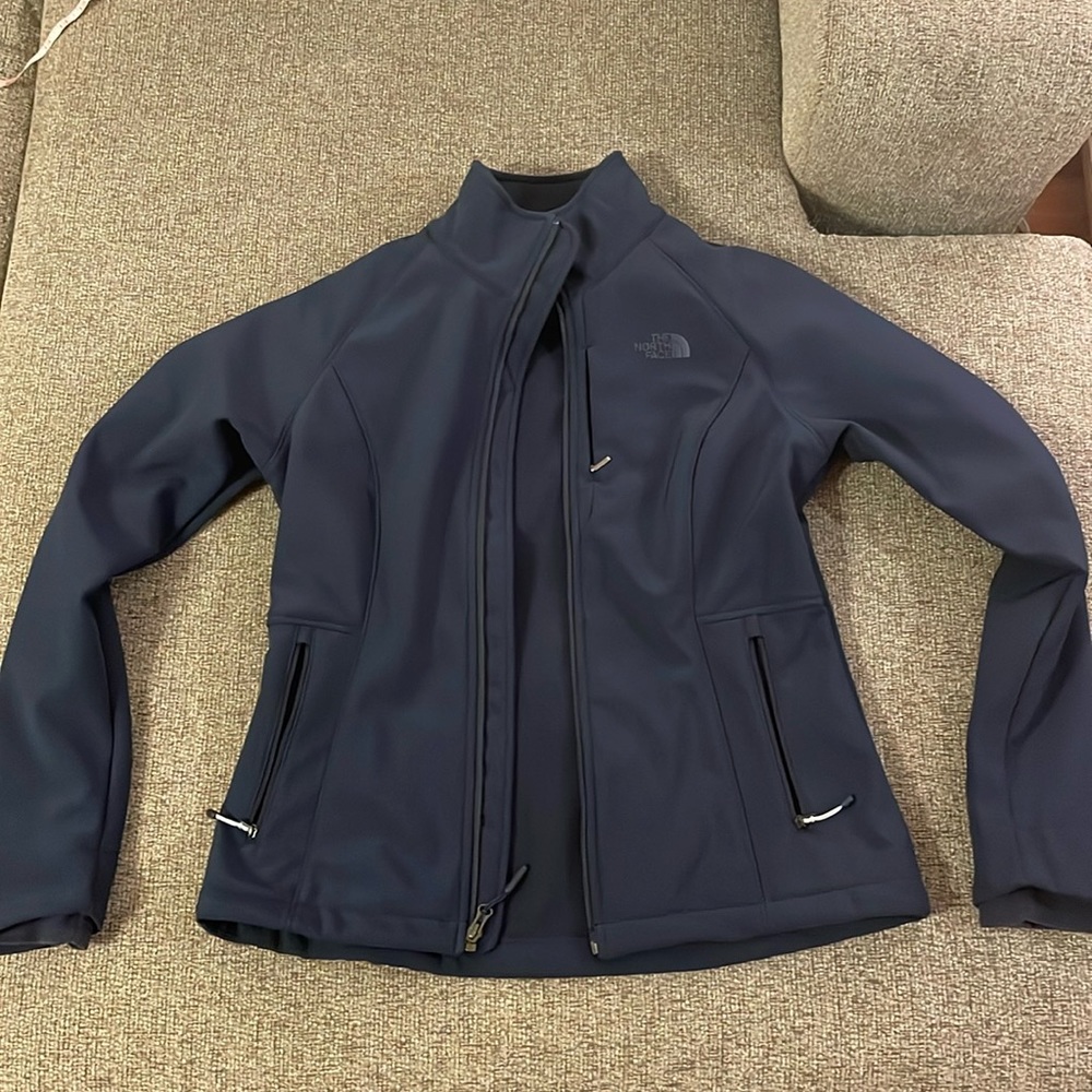 The North Face | Women’s Apex Full Zip Jacket | Navy | Great Condition | Medium